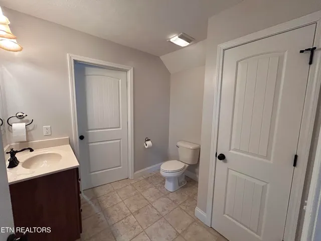 $445,000 | 487 Lochmere Drive, Morristown, TN 37814