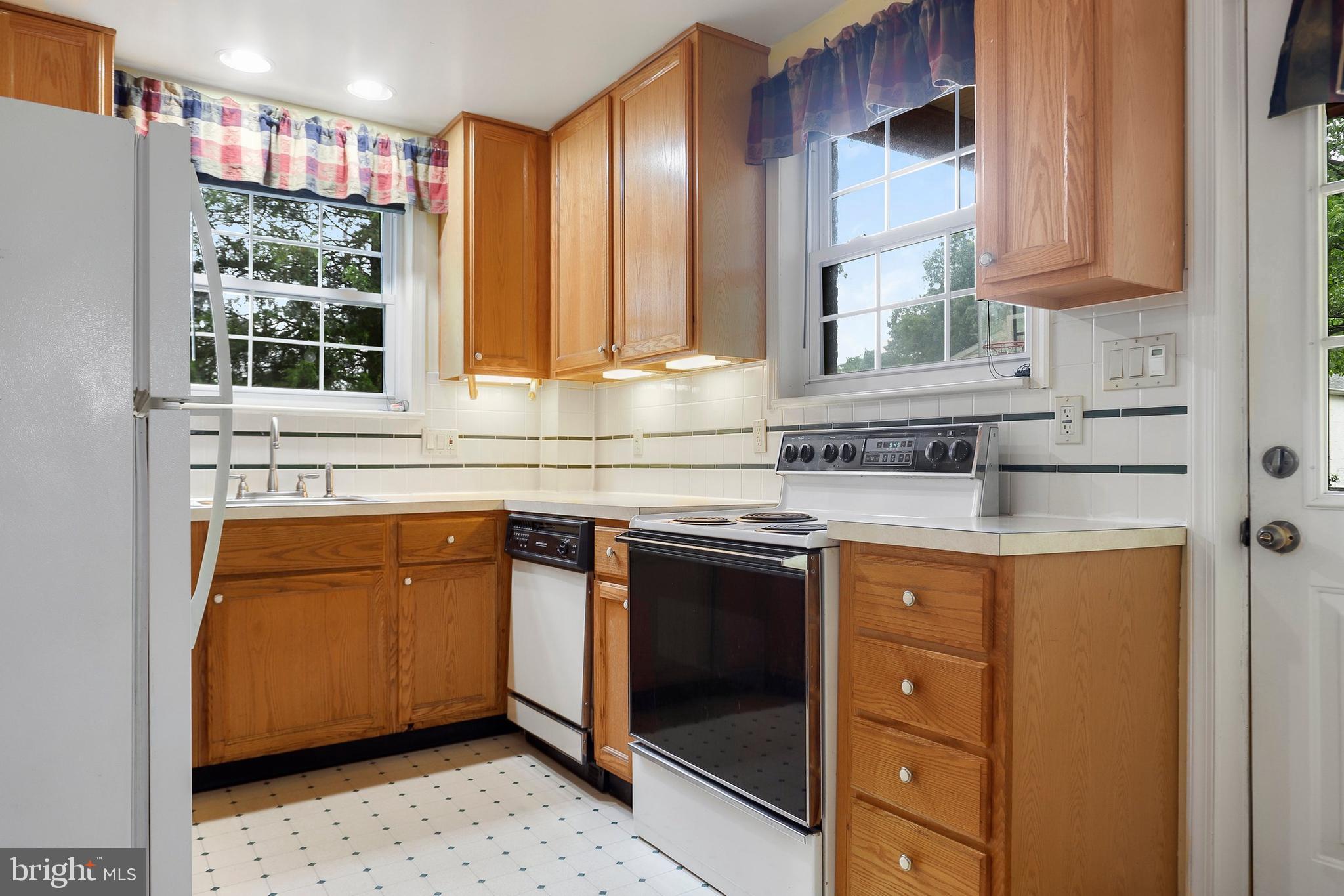 4506 Powder Mill Road Beltsville, MD 20705 - Photo 8 of 36 Gallery Image 8