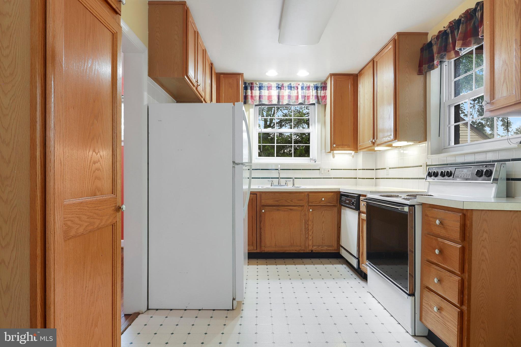 4506 Powder Mill Road Beltsville, MD 20705 - Photo 10 of 36 Gallery Image 10