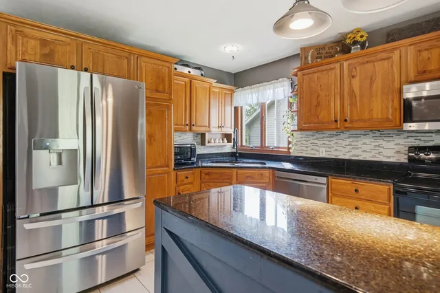 $399,000 | 6036 Chinkapin Drive, Columbus, IN 47201