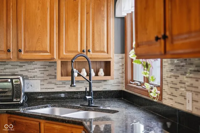 $399,000 | 6036 Chinkapin Drive, Columbus, IN 47201