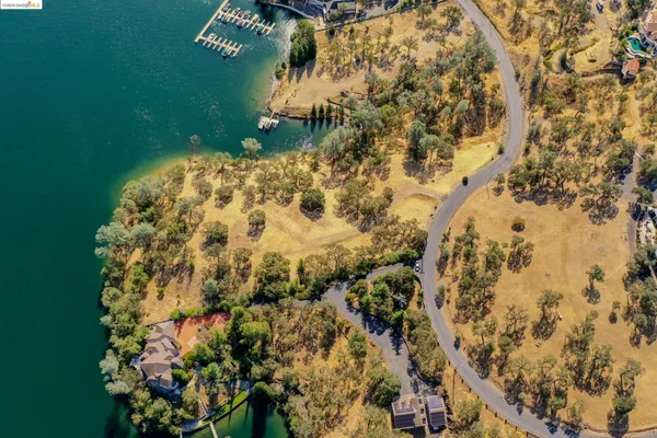 $850,000 | 4 Lakefront Drive, Jamestown, CA 95327