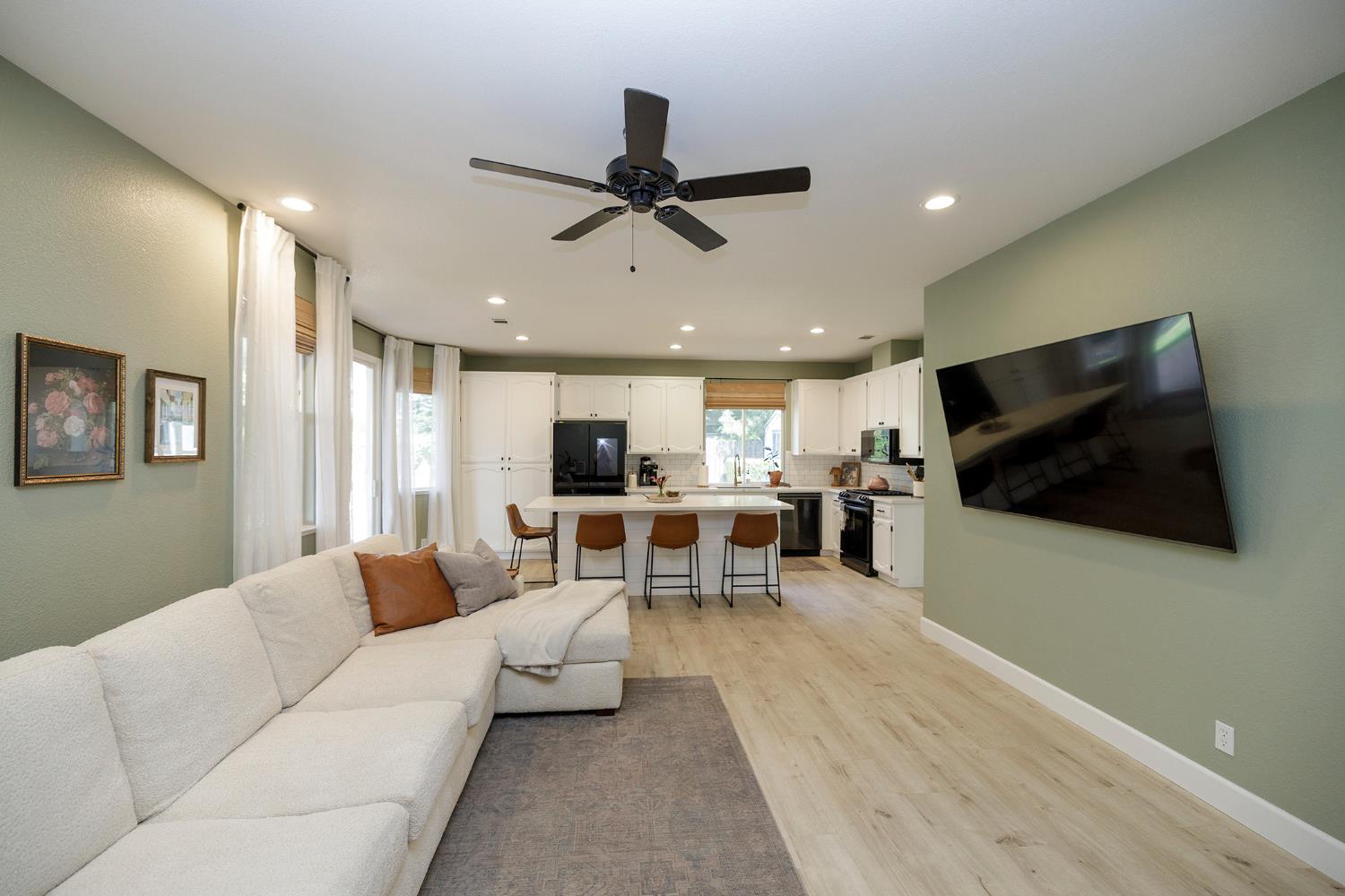 428 Douma Way Ripon, CA 95366 - Photo 18 of 57