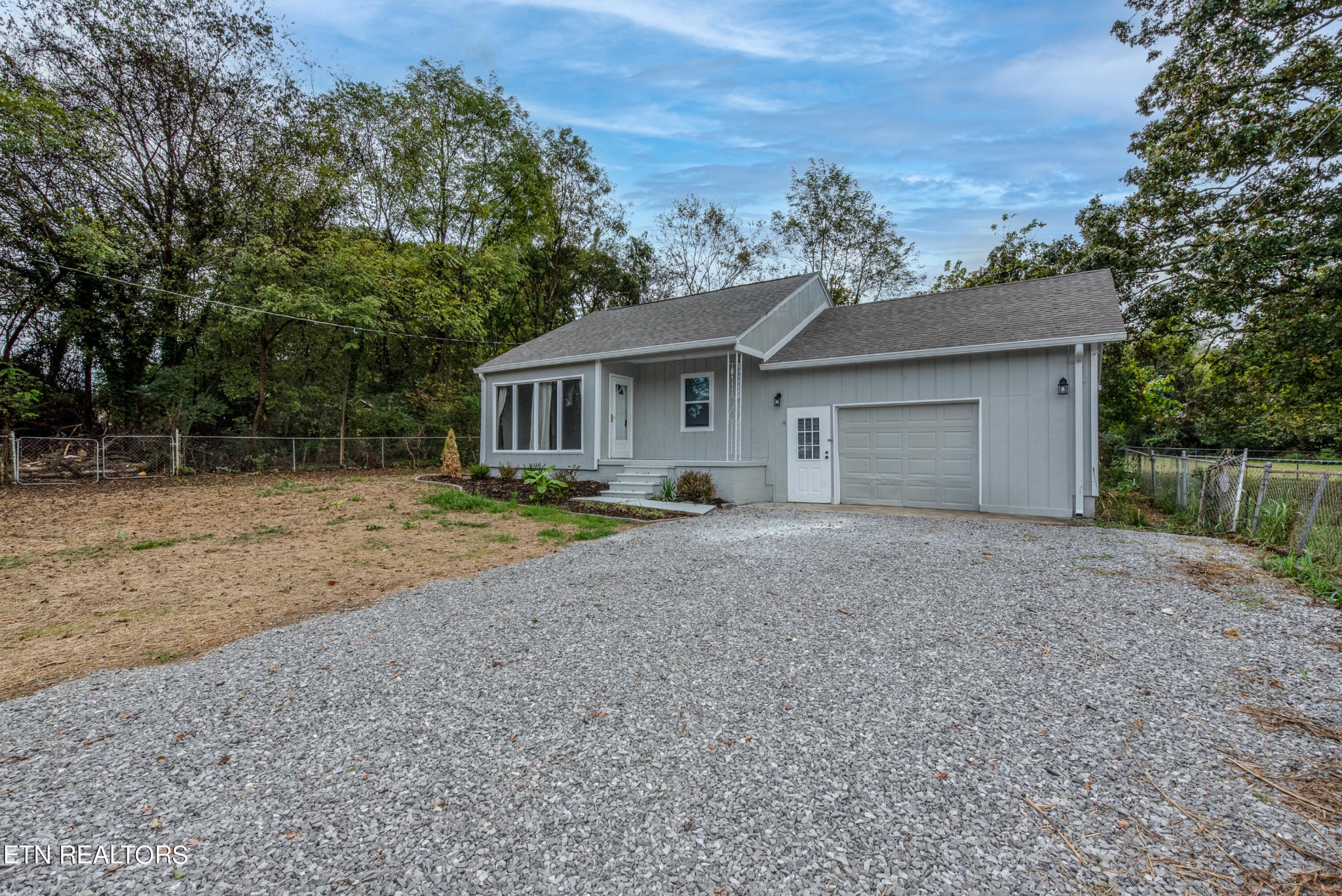 561 Russell Road Rockford, TN 37853 - Photo 1 of 18 Gallery Image 1