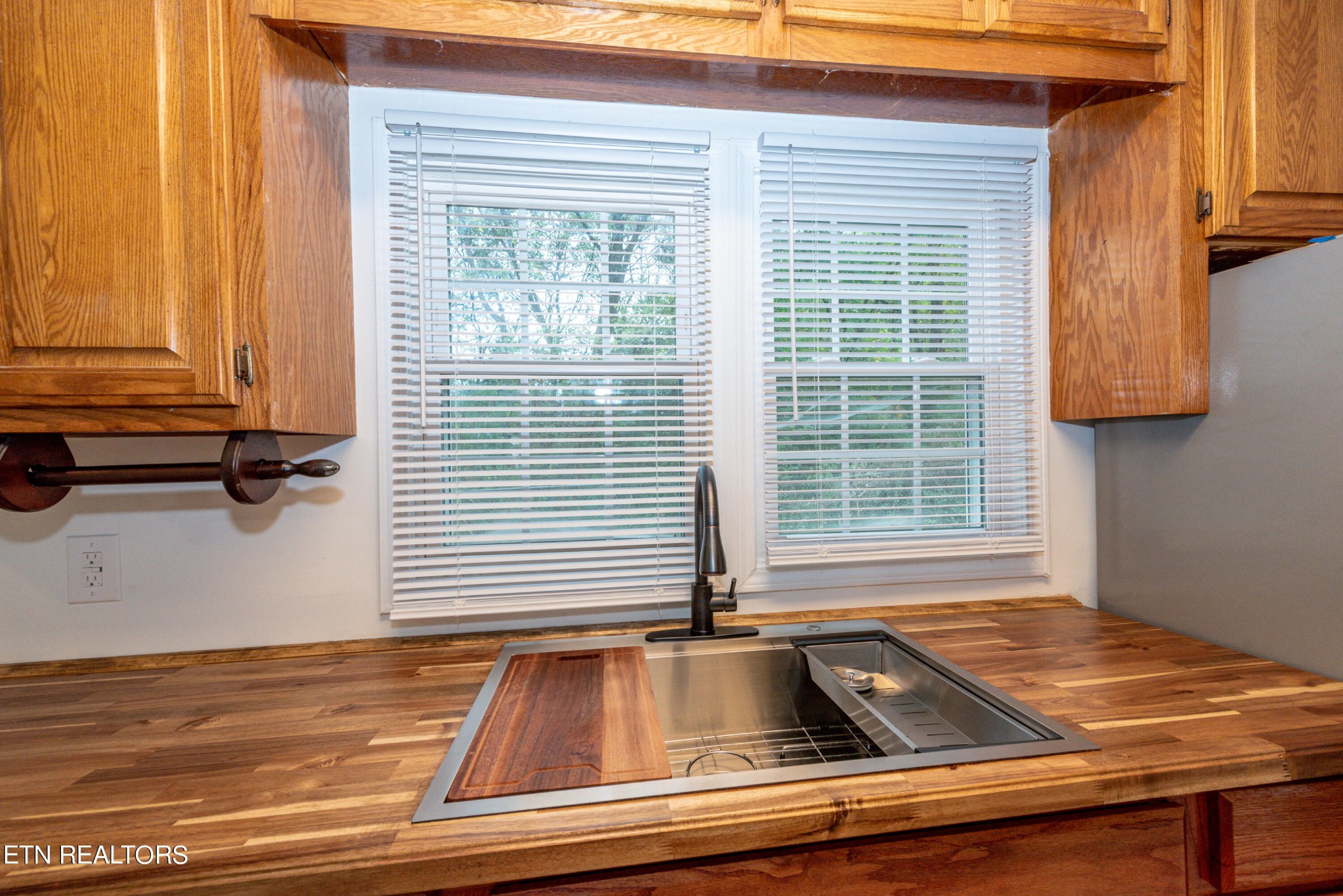 561 Russell Road Rockford, TN 37853 - Photo 8 of 18 Gallery Image 8