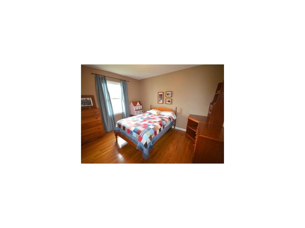 2501 Devault Bridge Road Piney Flats, TN 37686 - Photo 13 of 24 Bedroom 2