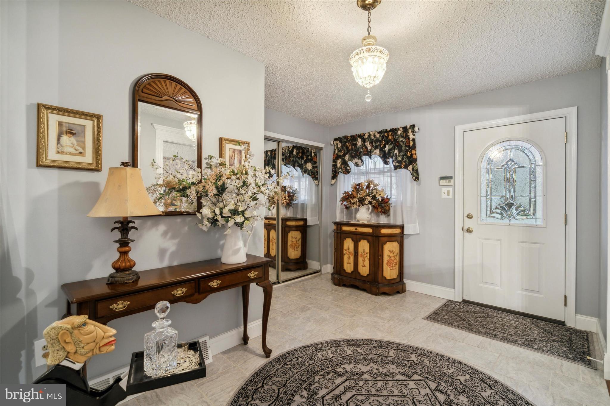 9761 Krewstown Road Philadelphia, PA 19115 - Photo 7 of 27 Gallery Image 7