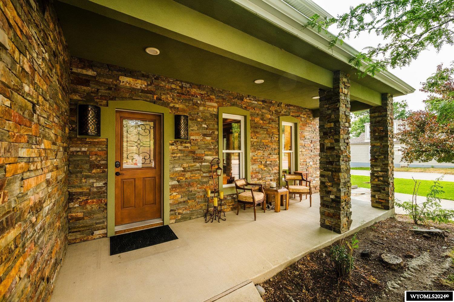 293 South Main Street Buffalo, WY 82834 - Photo 9 of 49