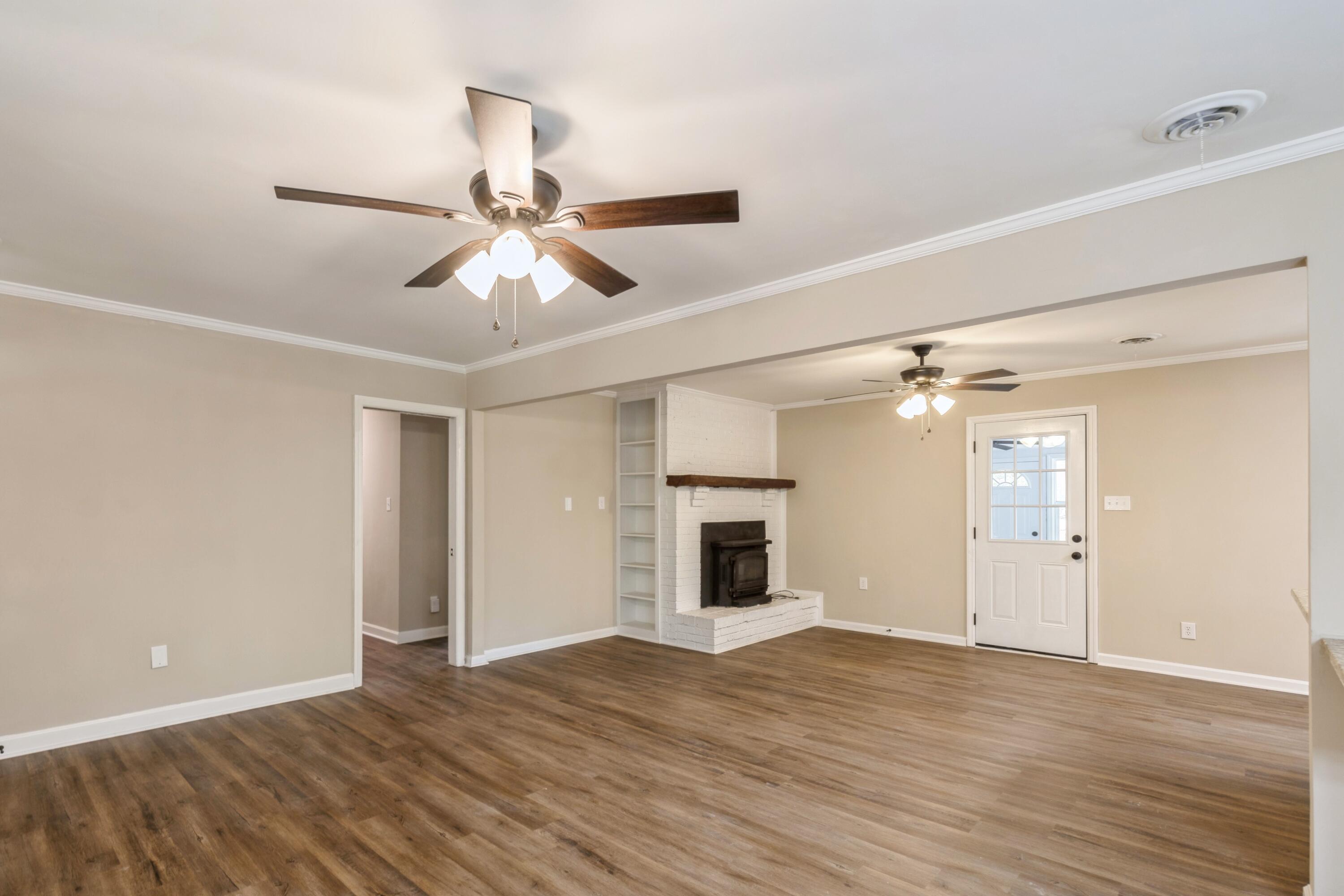 1004 Gary Drive McCormick, SC 29835 - Photo 3 of 30