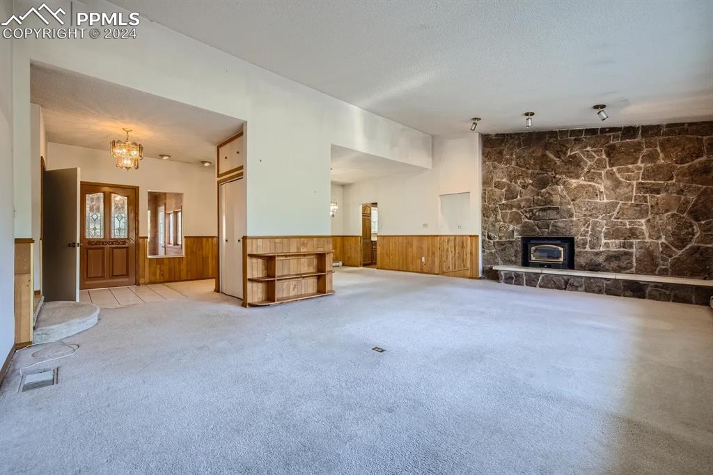 11330 Holmes Road Colorado Springs, CO 80908 - Photo 5 of 40