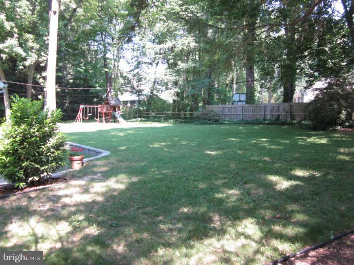 209 Pembroke Road Wallingford, PA 19086 - Photo 2 of 25 Back Yard