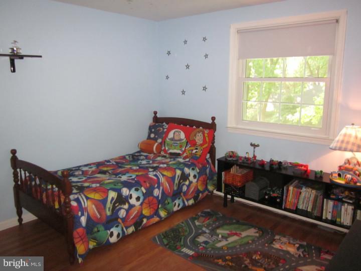 209 Pembroke Road Wallingford, PA 19086 - Photo 17 of 25 Bedroom 3