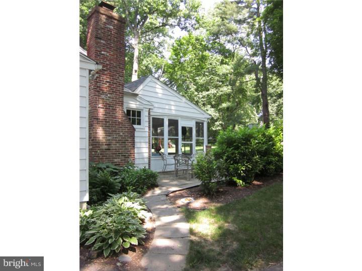 209 Pembroke Road Wallingford, PA 19086 - Photo 3 of 25 Exterior Side