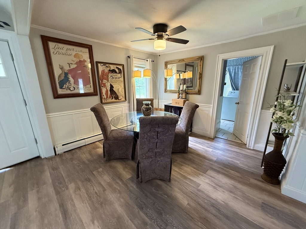 59 Brookfield Road Sturbridge, MA 01518 - Photo 19 of 40 a dining room with furniture and a window