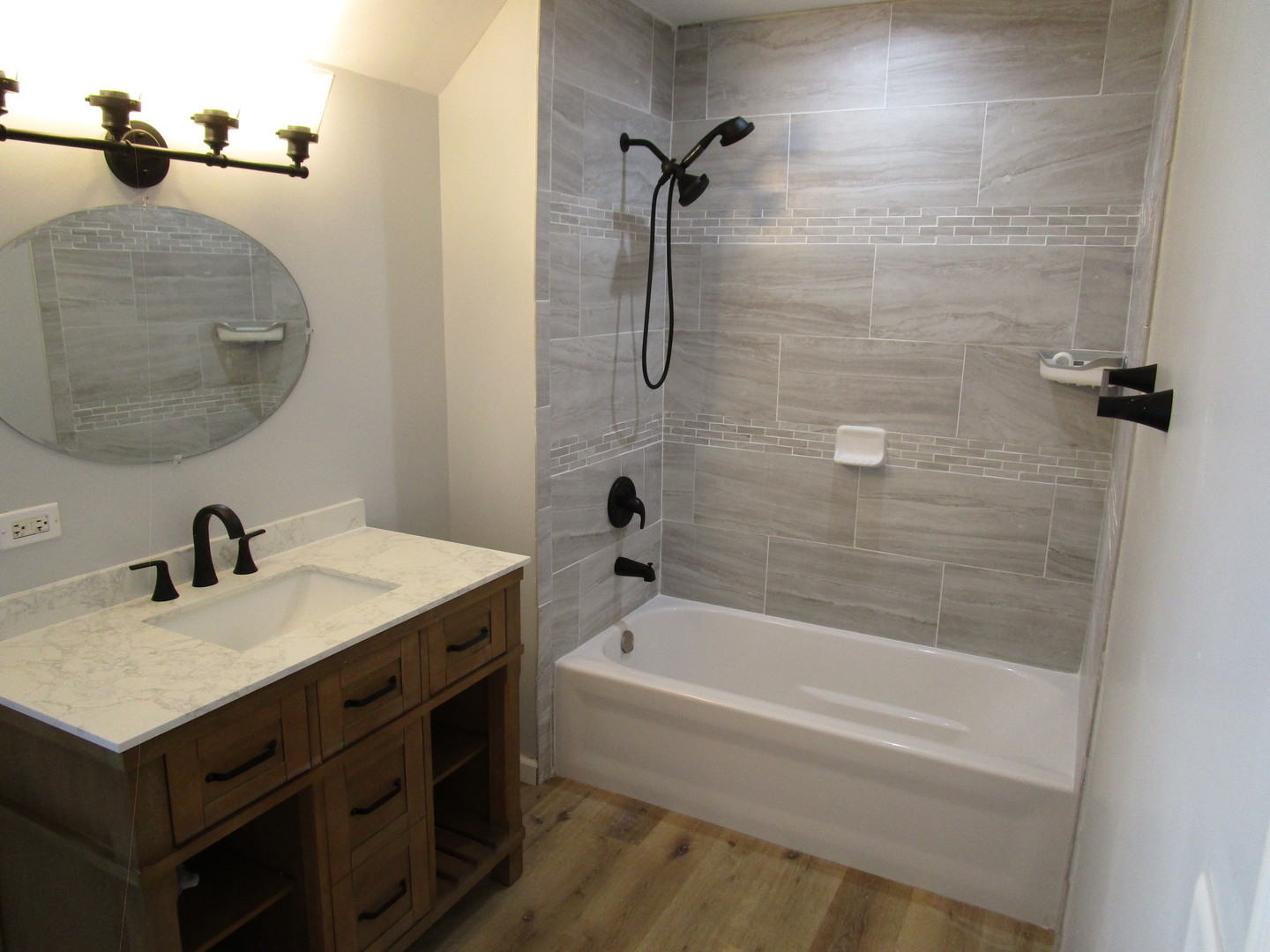 403 Garfield Road Harvard, IL 60033 - Photo 13 of 16 Gallery Image 13