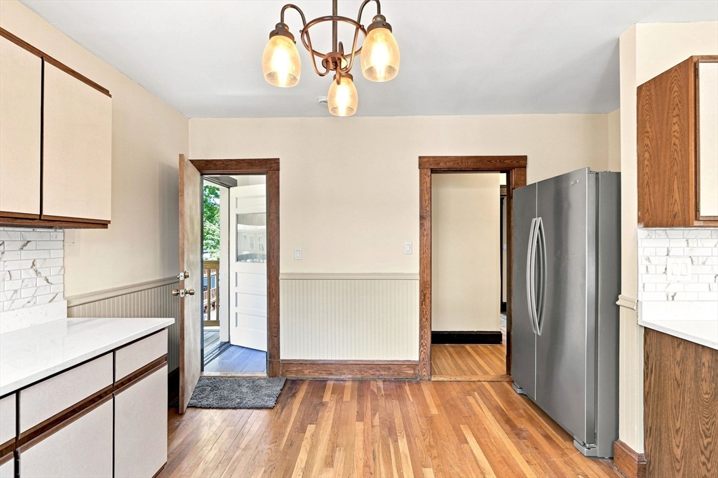 23-25 Suncrest Road, Unit 2 Boston, MA 02136 - Photo 4 of 32