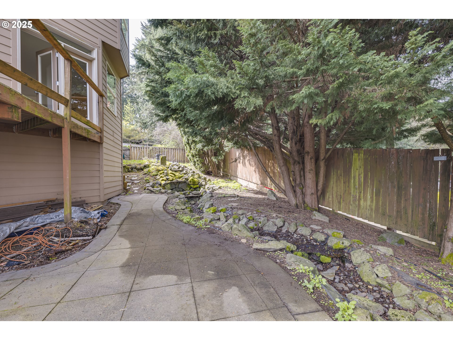 10479 Southwest Amanda Court Tigard, OR 97224 - Photo 34 of 38 Gallery Image 34