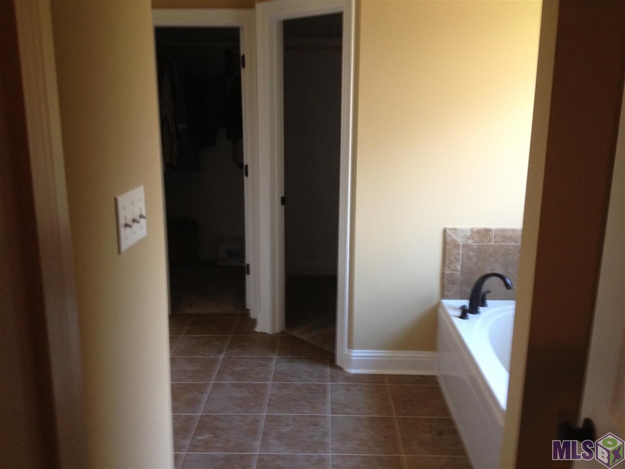 1364 Rue Riviere Drive Port Allen, LA 70767 - Photo 4 of 8