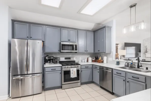 $2,150 | 4301 Twin Lakes Trail, Pearland, TX 77584