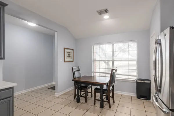 $2,150 | 4301 Twin Lakes Trail, Pearland, TX 77584