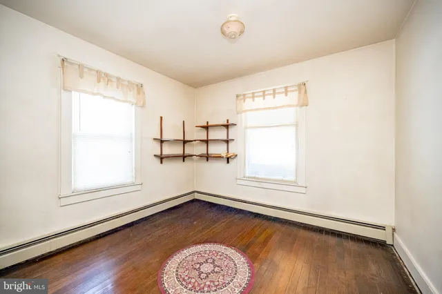 $185,000 | 729 East Oak Street, Oakland, MD 21550