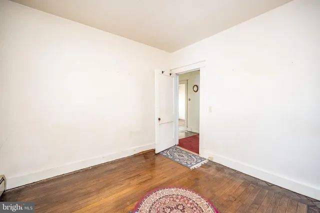 $185,000 | 729 East Oak Street, Oakland, MD 21550