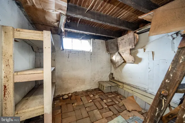 $185,000 | 729 East Oak Street, Oakland, MD 21550