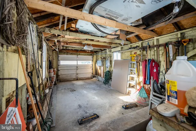 $185,000 | 729 East Oak Street, Oakland, MD 21550