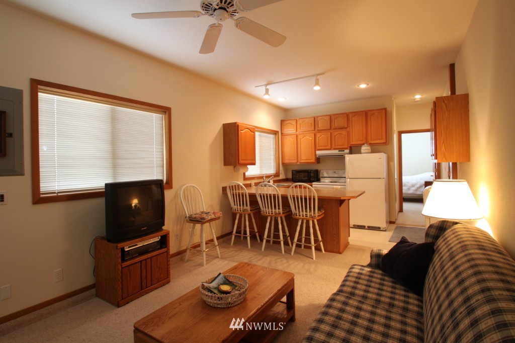 671 Markovich Road Cle Elum, WA 98922 - Photo 4 of 15 Gallery Image 4