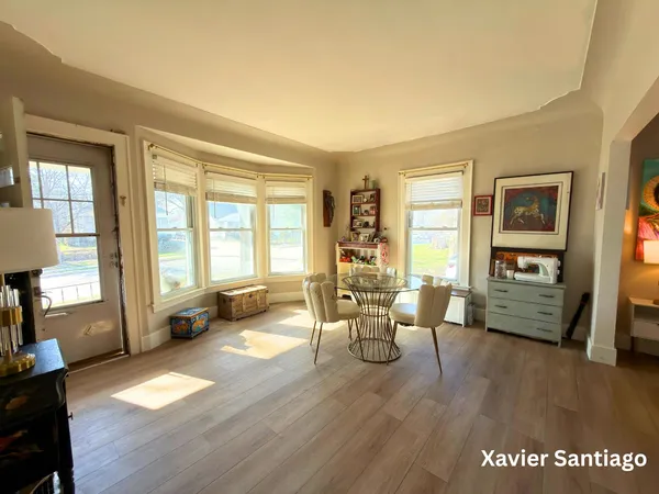 $264,999 | 1128 Emerald Avenue Northeast, Grand Rapids, MI 49503