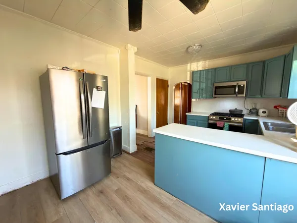 $264,999 | 1128 Emerald Avenue Northeast, Grand Rapids, MI 49503