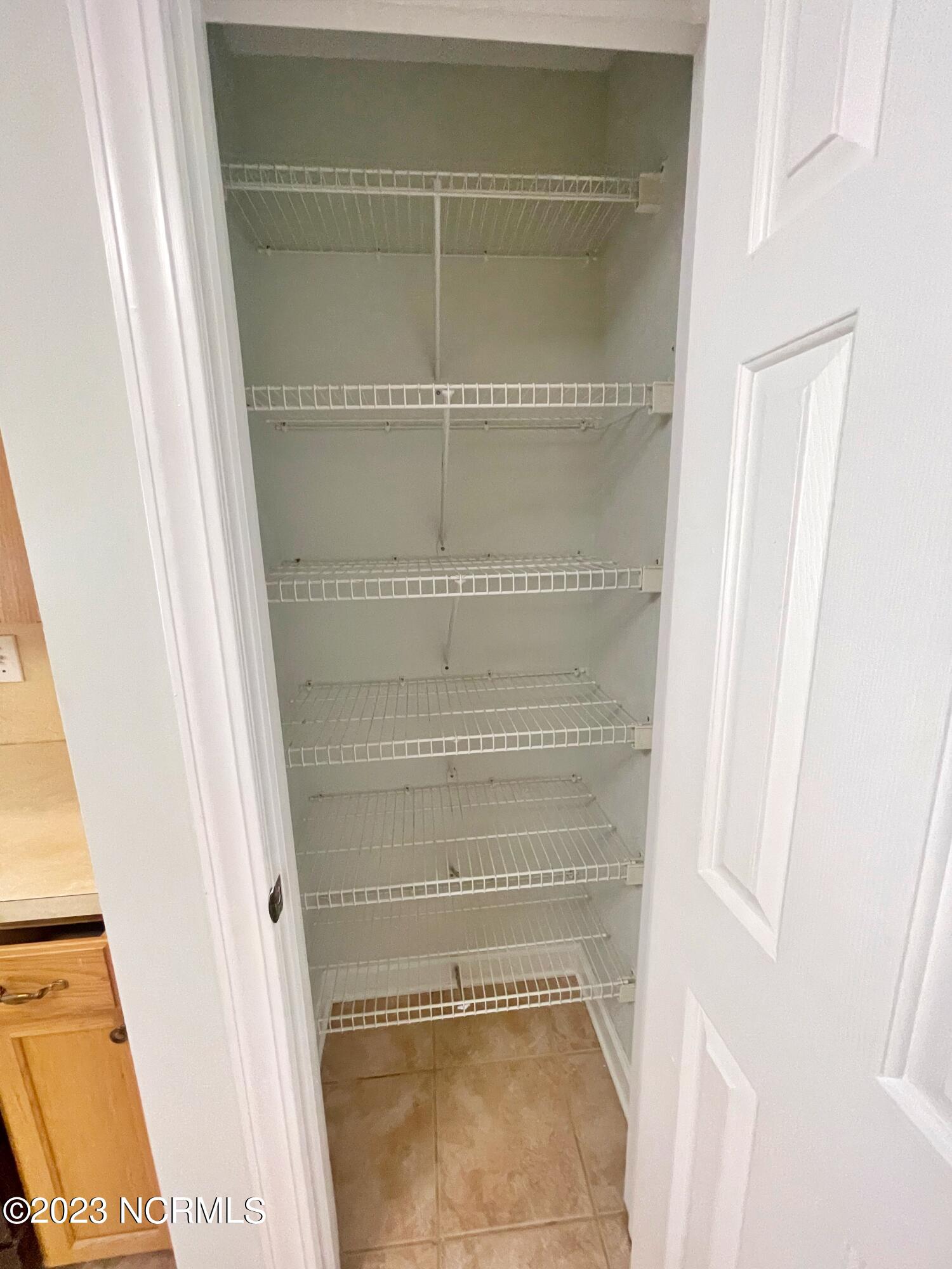 2047 Neuse Road Kinston, NC 28501 - Photo 10 of 49 PANTRY