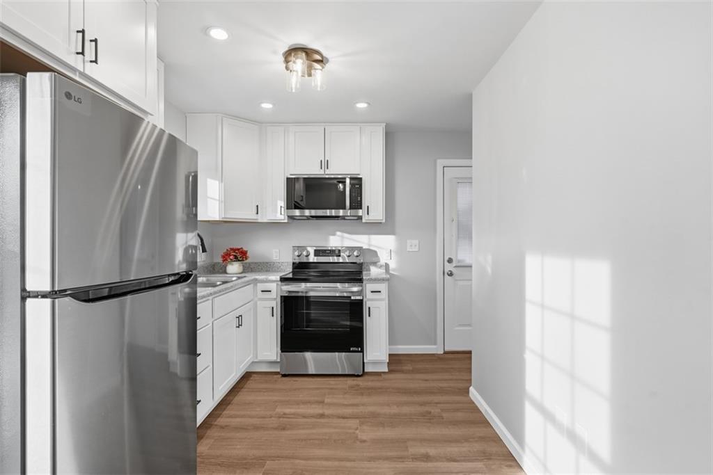 76 Valleyview Drive Ambridge, PA 15003 - Photo 12 of 44