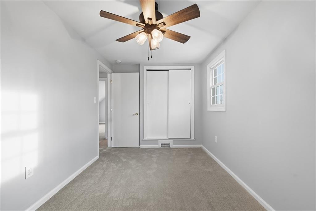 76 Valleyview Drive Ambridge, PA 15003 - Photo 28 of 44 2nd Floor 2nd Bedroom