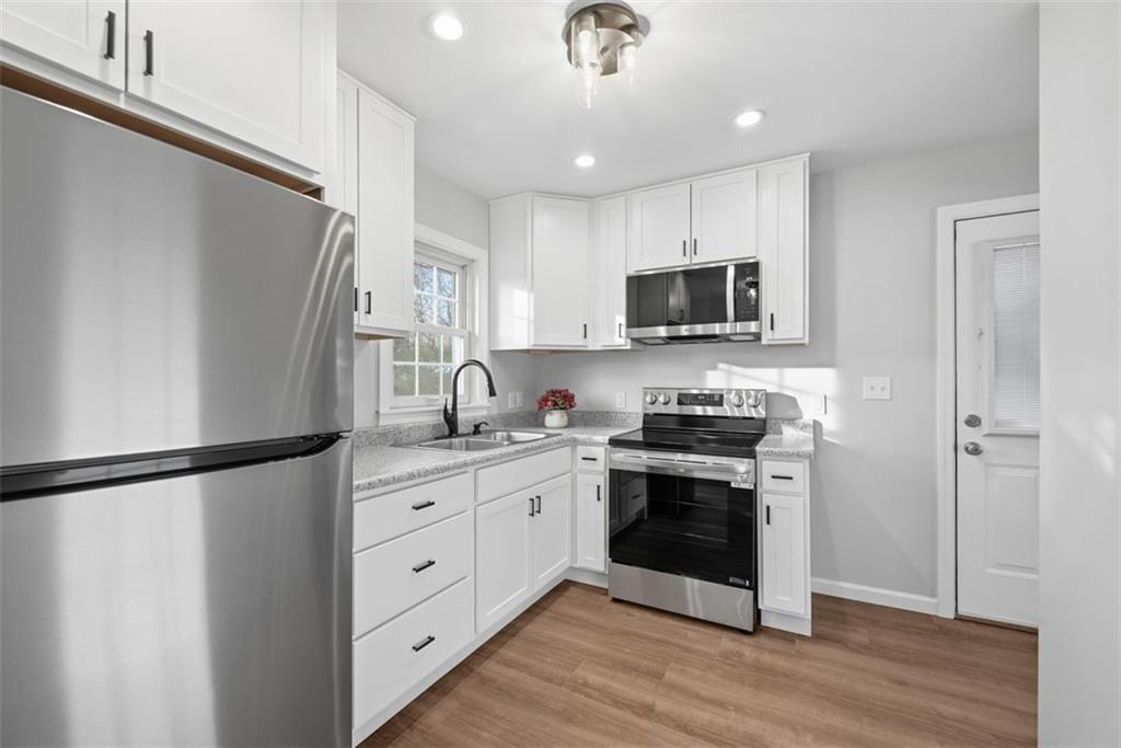 76 Valleyview Drive Ambridge, PA 15003 - Photo 9 of 44