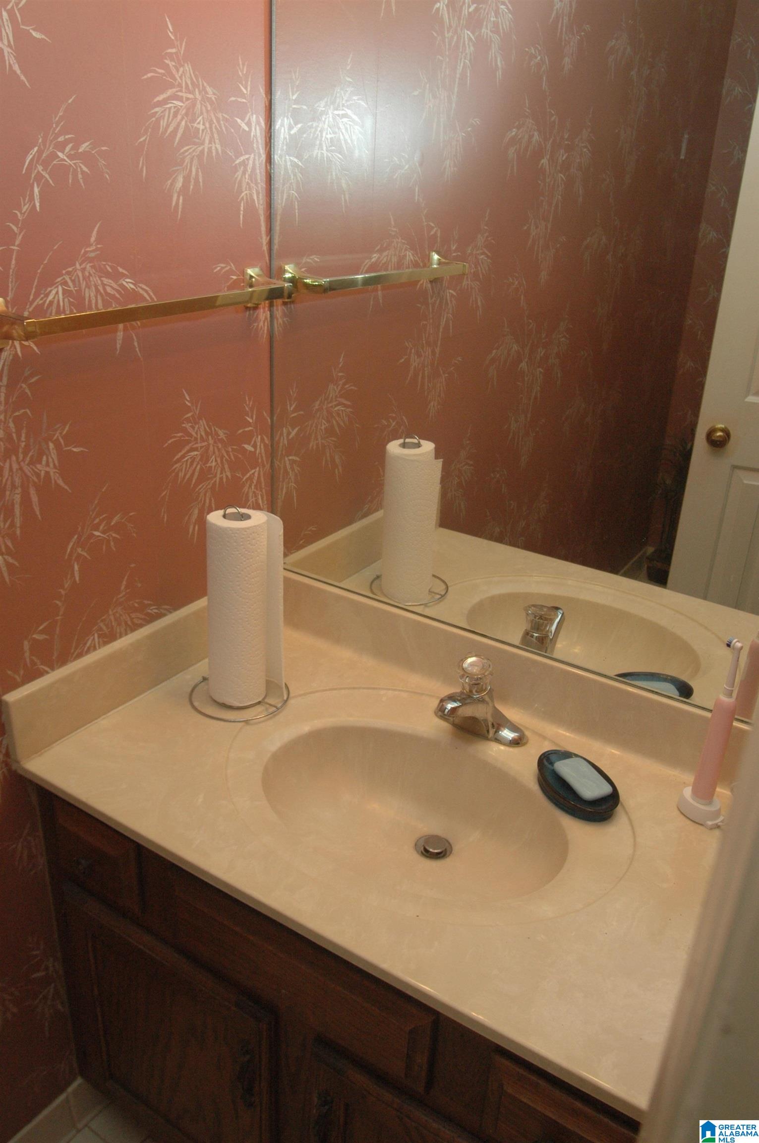 1105 Springville Lane Birmingham, AL 35215 - Photo 12 of 28