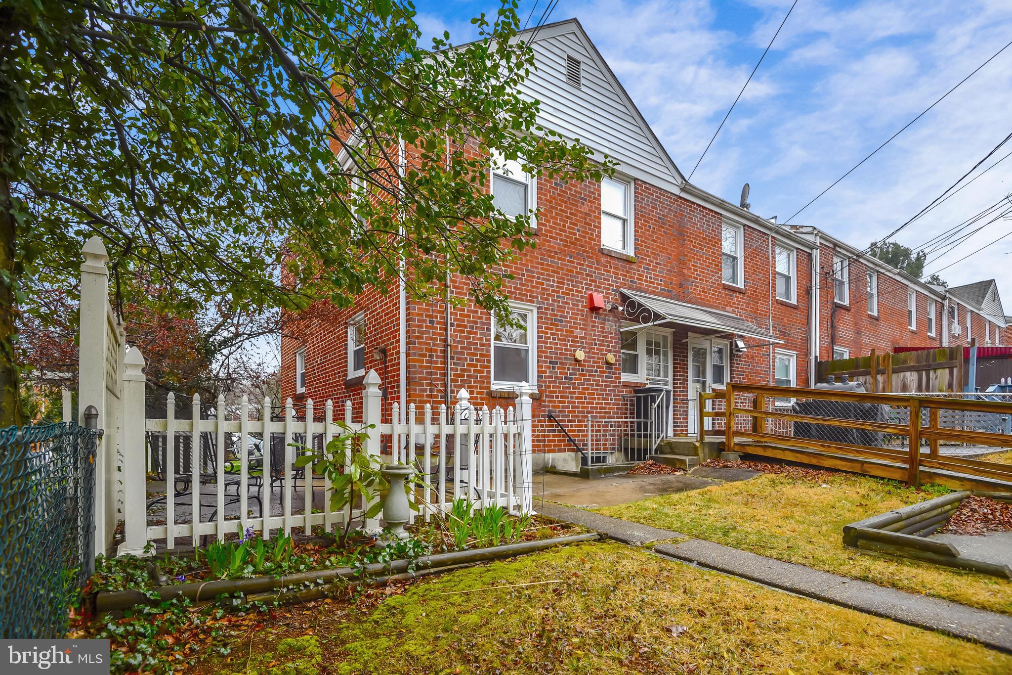 75 Garden Ridge Road Catonsville, MD 21228 - Photo 3 of 27