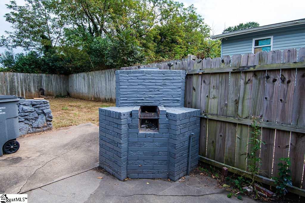114 Stratford Road Greenville, SC 29605 - Photo 18 of 21