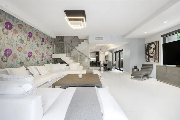 $1,695,000 | 3030 North Ocean Boulevard, Unit S106, Fort Lauderdale, FL 33308