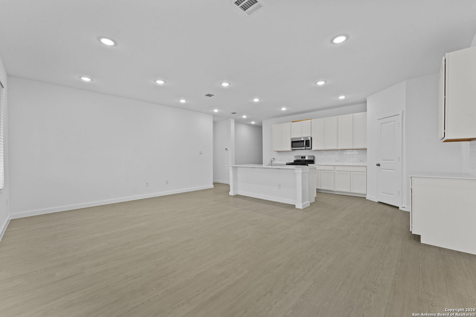 1867 Nuthatch Ridge New Braunfels, TX 78130 - Photo 15 of 33