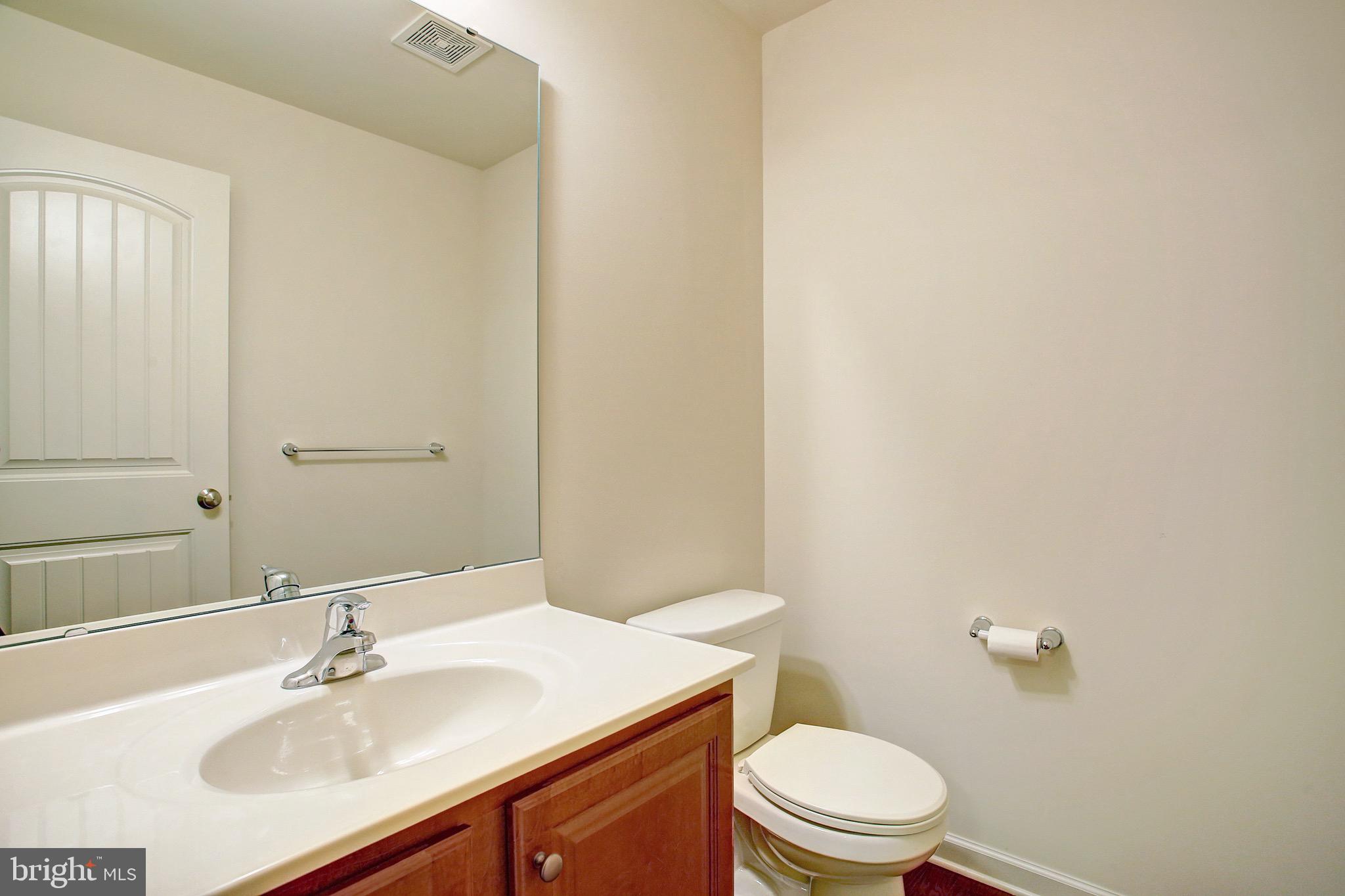 520 White Chapel Road Lancaster, PA 17603 - Photo 8 of 35