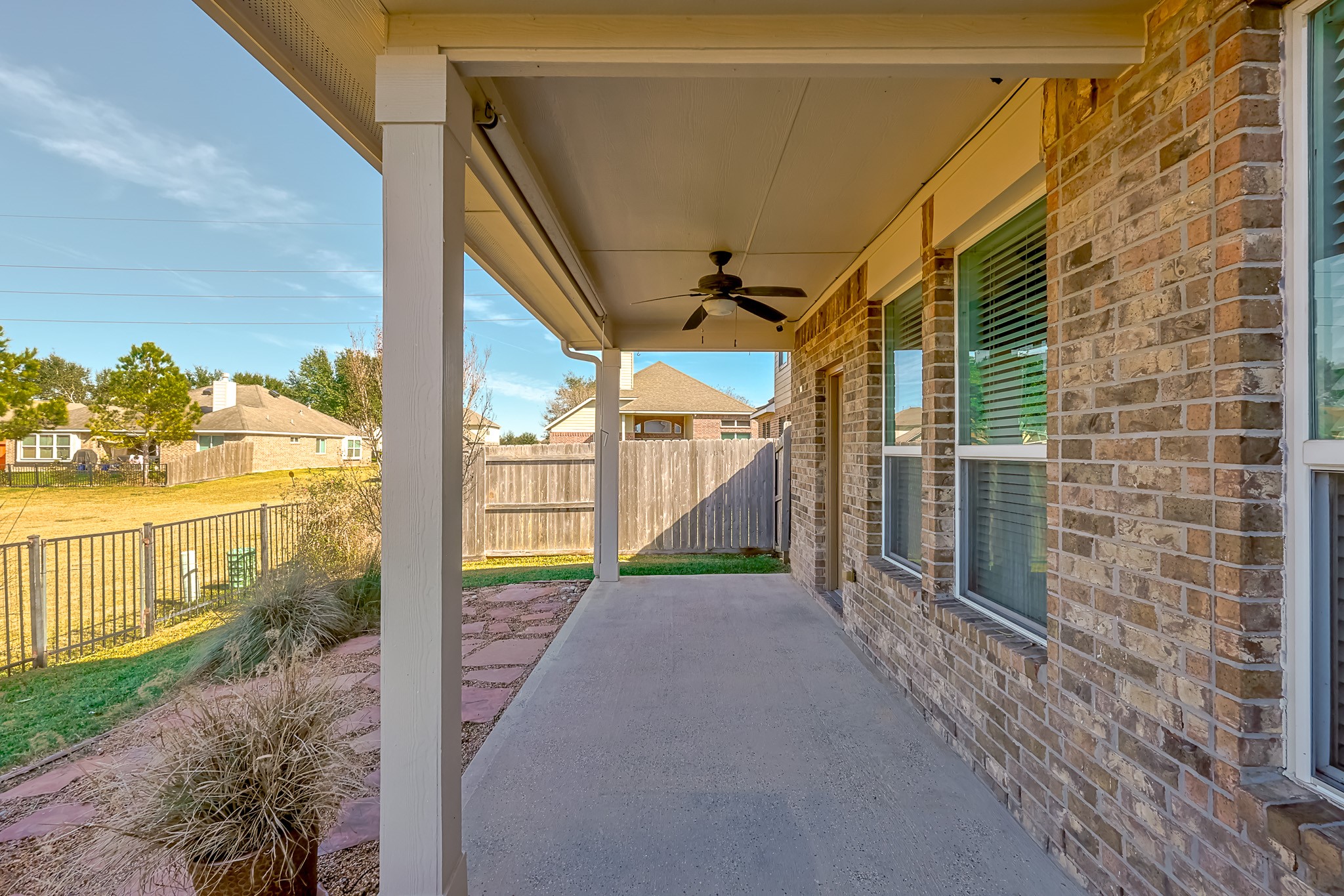 6014 Watford Bend Rosenberg, TX 77471 - Photo 33 of 36 a view of a house with a porch