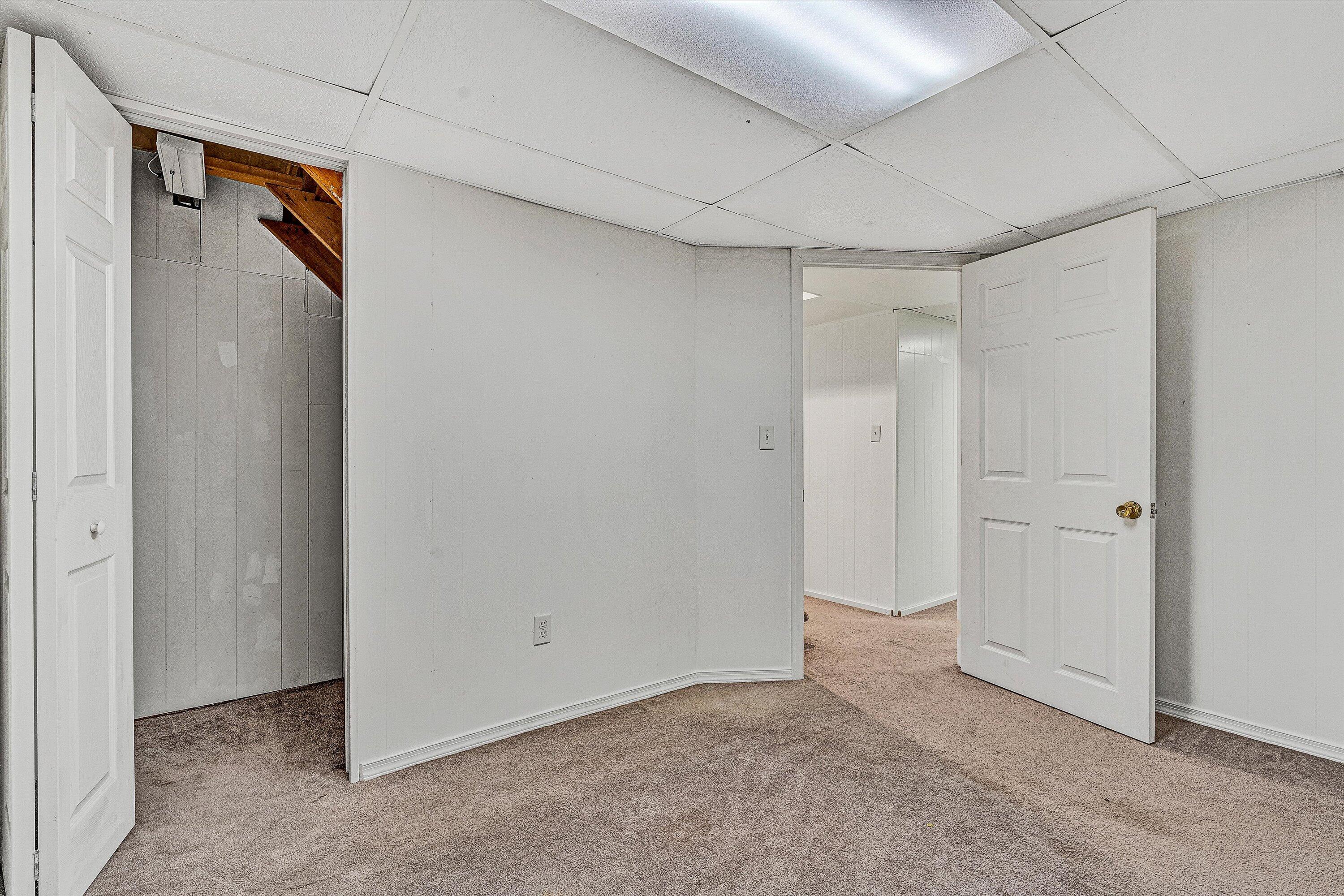 7796 Newport Road Catawba, VA 24070 - Photo 34 of 71 32-VM-05764