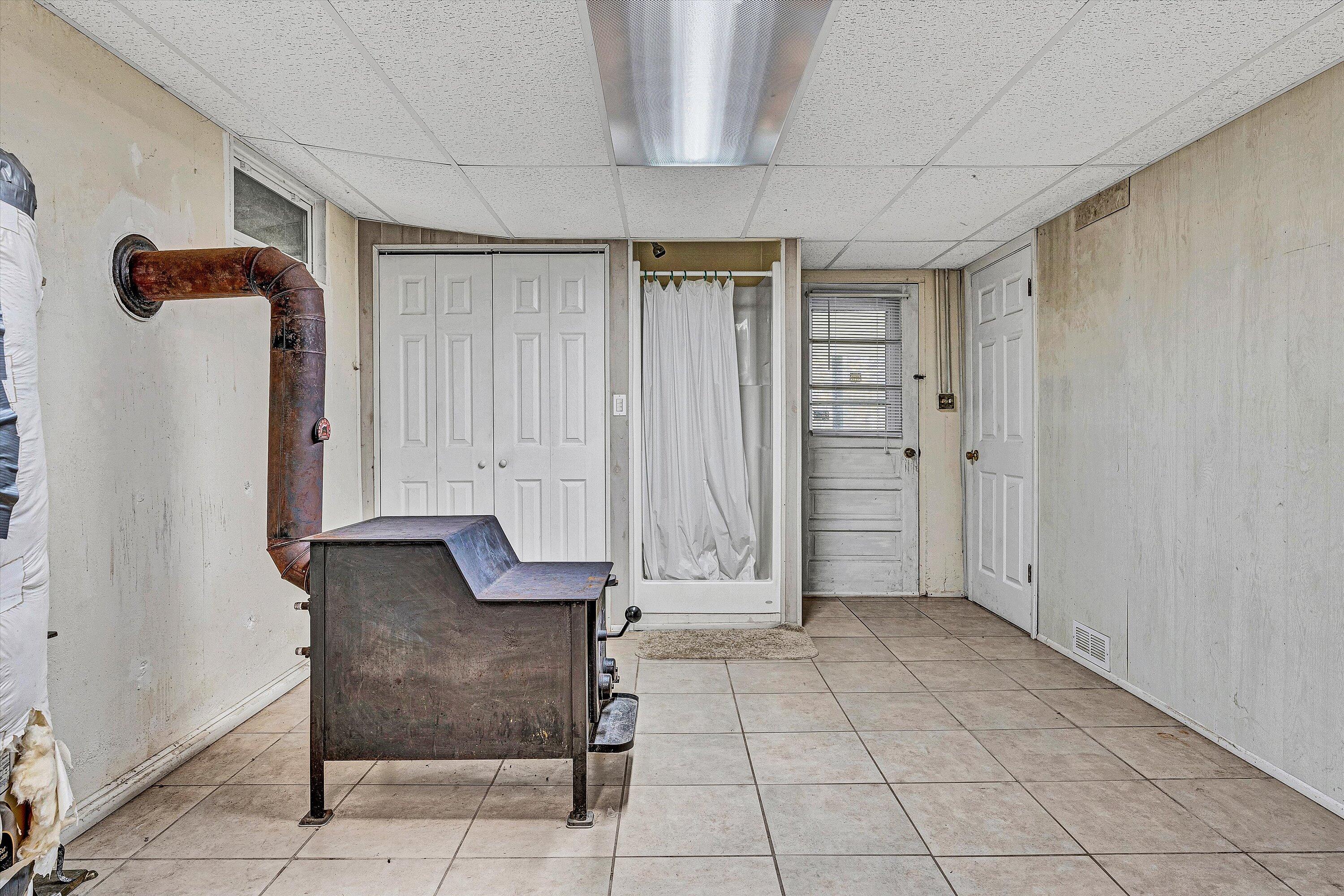 7796 Newport Road Catawba, VA 24070 - Photo 36 of 71 34-VM-05774