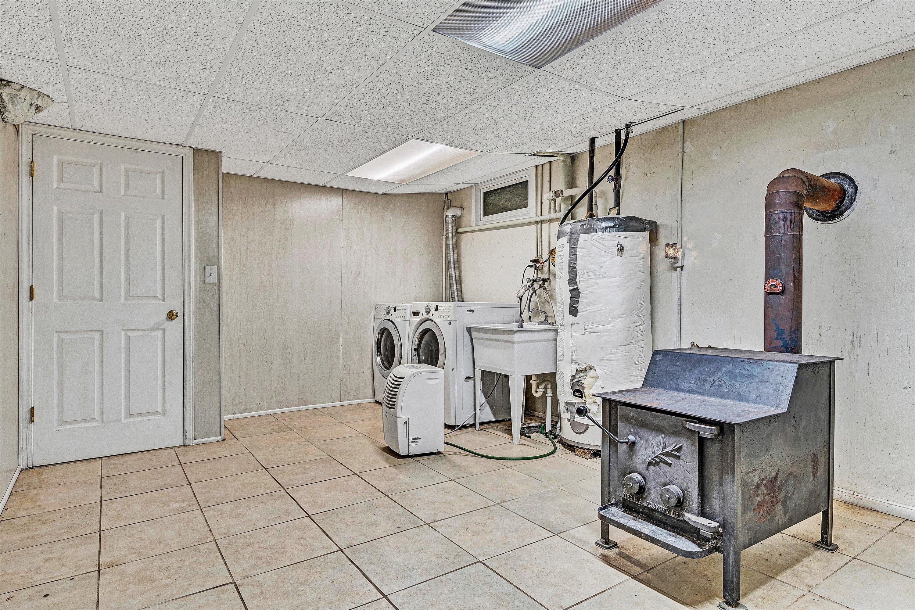 7796 Newport Road Catawba, VA 24070 - Photo 38 of 71 36-VM-05779