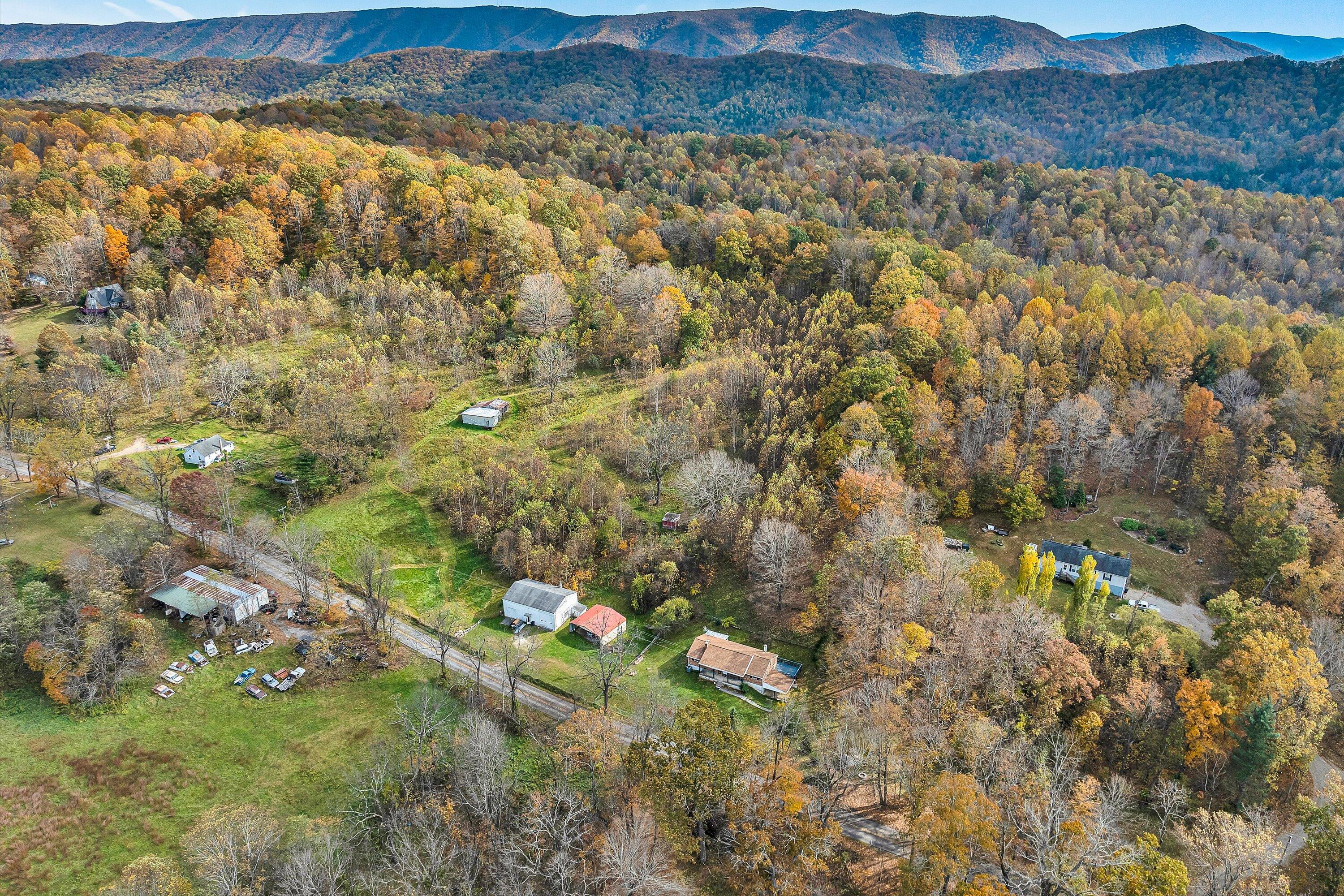 7796 Newport Road Catawba, VA 24070 - Photo 4 of 71 49-VM-0434