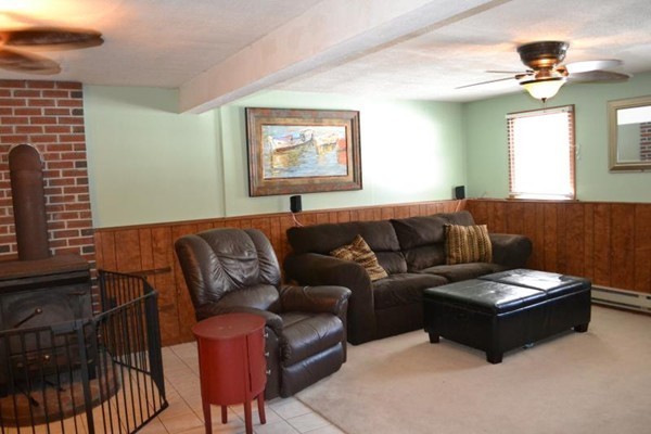 17 Windsor Road Milford, MA 01757 - Photo 18 of 24 Gallery Image 18