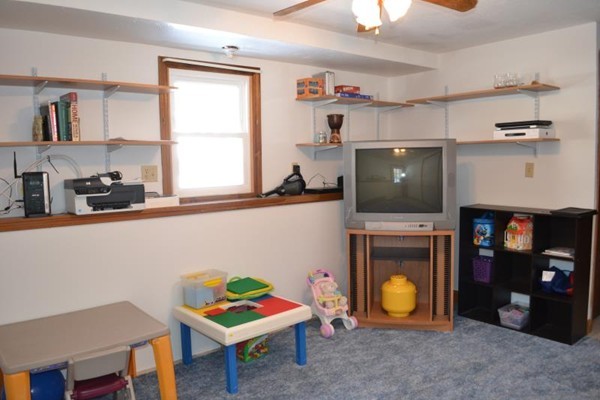 17 Windsor Road Milford, MA 01757 - Photo 22 of 24 Gallery Image 22