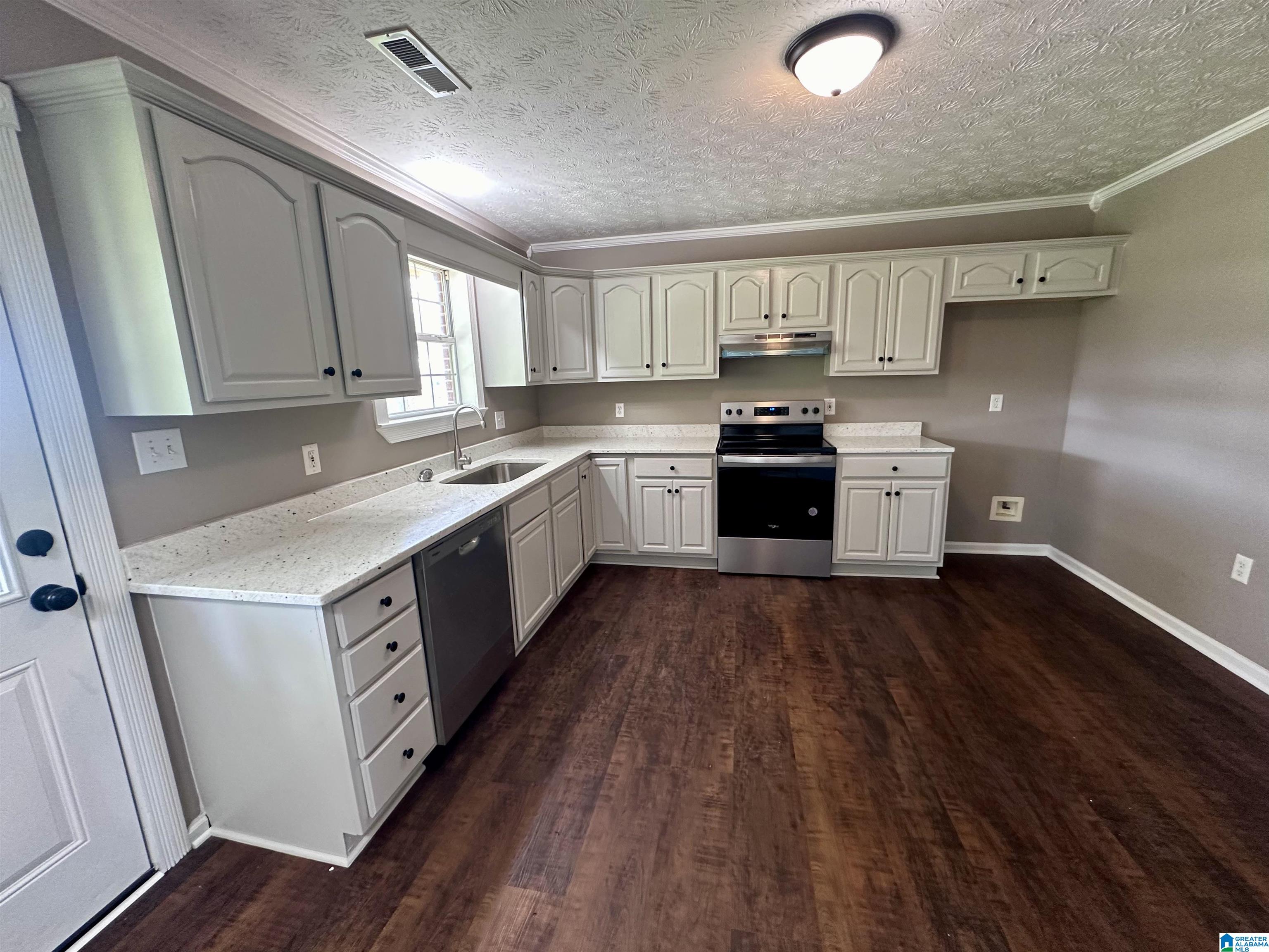 470 County Road 13 Clanton, AL 35045 - Photo 12 of 21