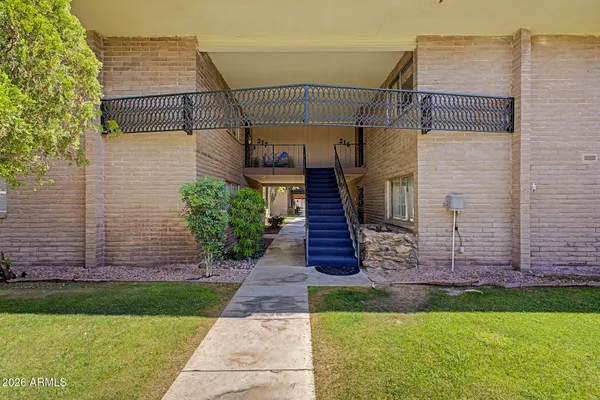 $290,000 | 1901 East Missouri Avenue, Unit 217, Phoenix, AZ 85016